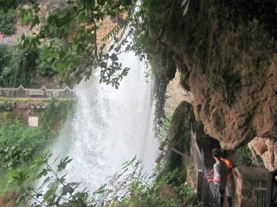 Каранос впечатляет