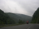 Карпаты и дорога.